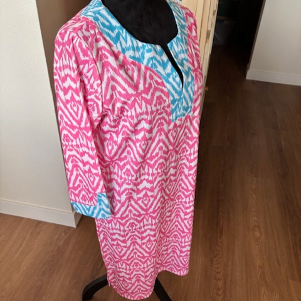 Caribbean Joe NWT Pink White Tropical Print V Neck UPF 50+ Dress Medium - Picture 2 of 6